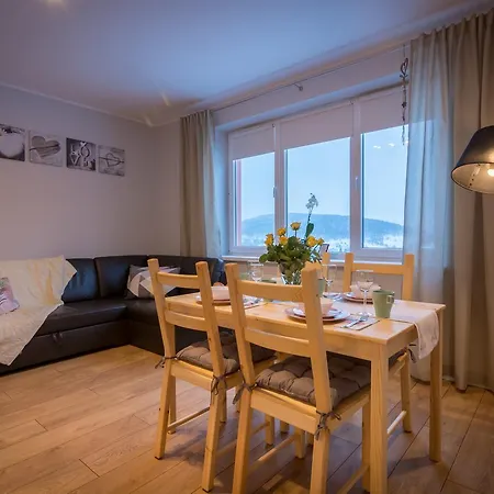 Apartament Sloneczny Ustrzyki Dolne Exterior photo